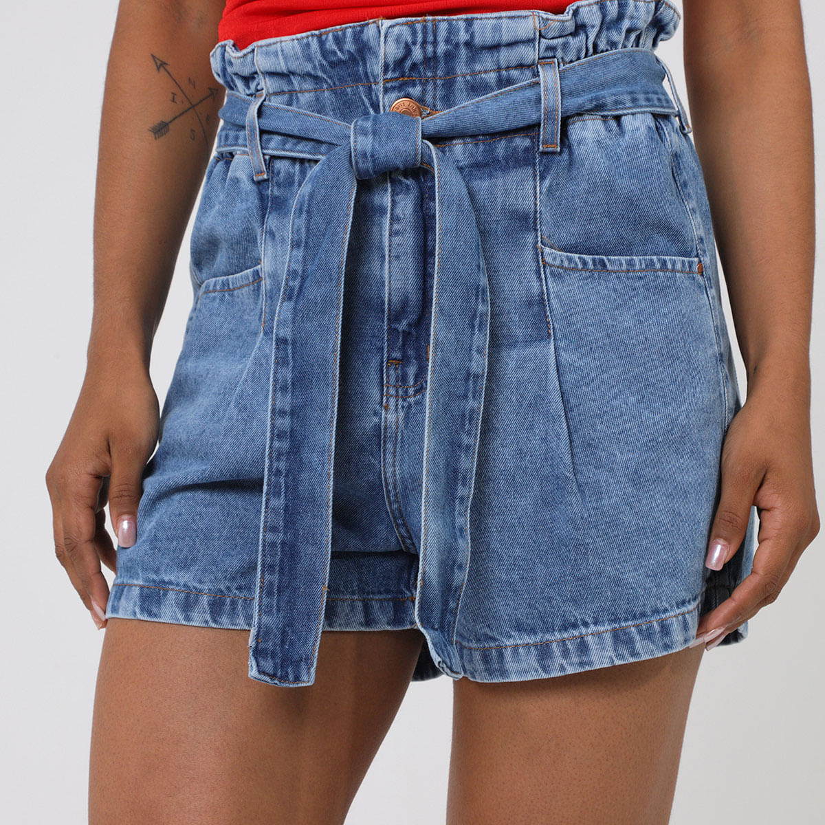 Short Feminino Clochard Soltinho Amarração Estampa Lisa