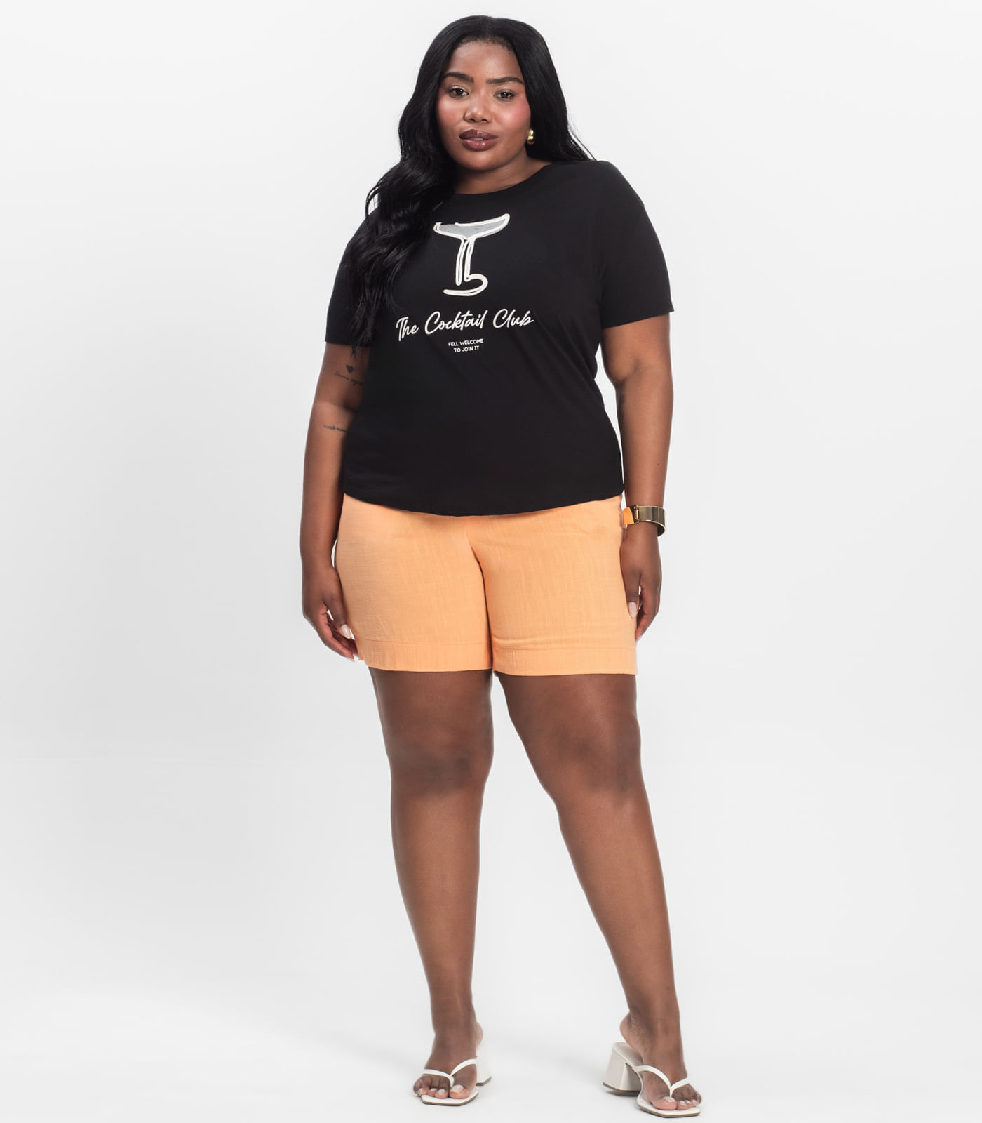Camiseta Plus Size em Meia Malha Secret Glam Preto | FastStore PDP