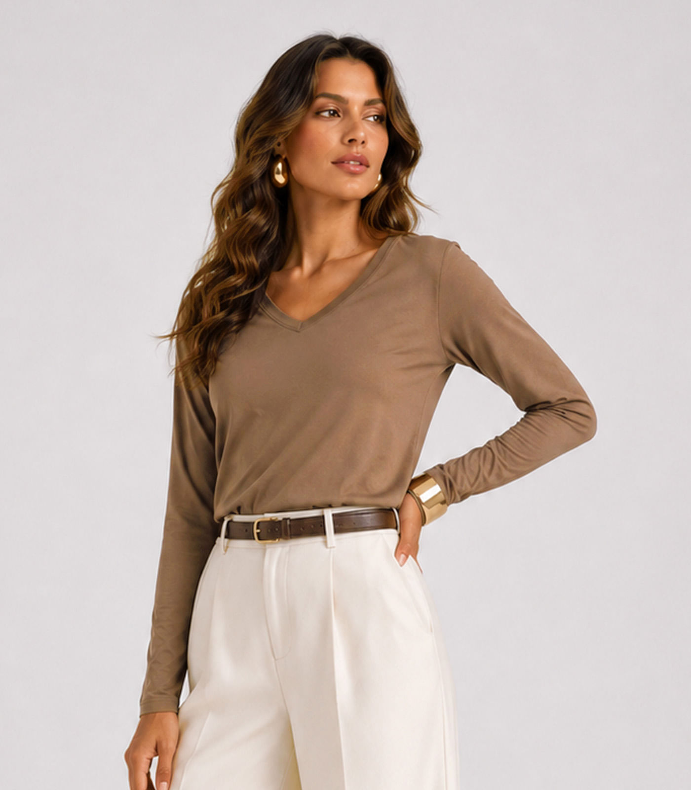 Blusa Feminina Manga Longa Decote V Infinita Cor Marrom