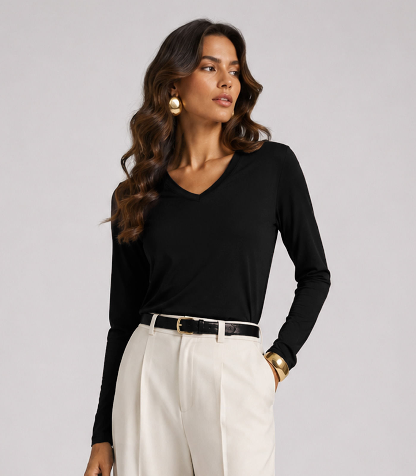 Blusa Feminina Manga Longa Decote V Infinita Cor Preto