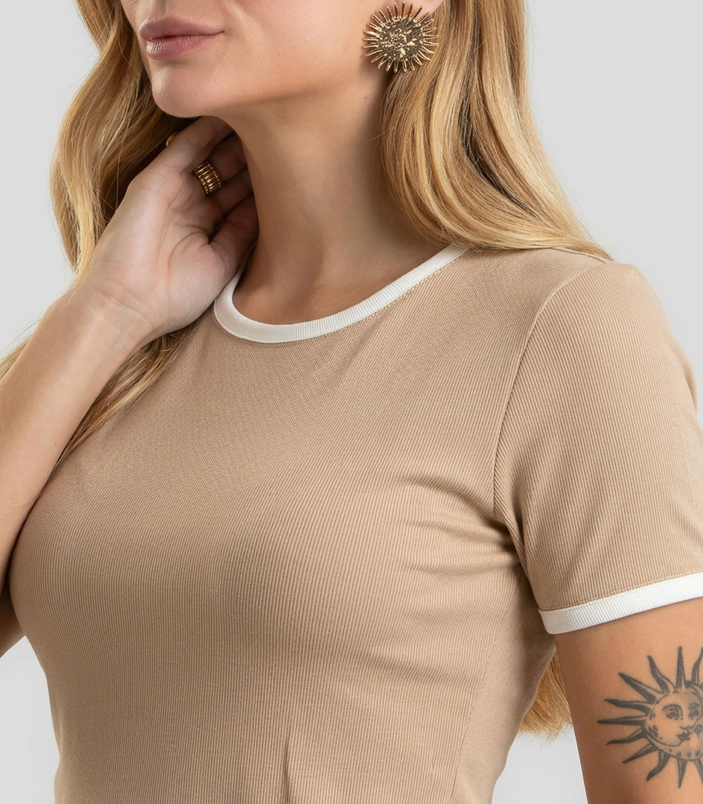 Blusa Feminina Em Ribana Canelada Dianna Bege
