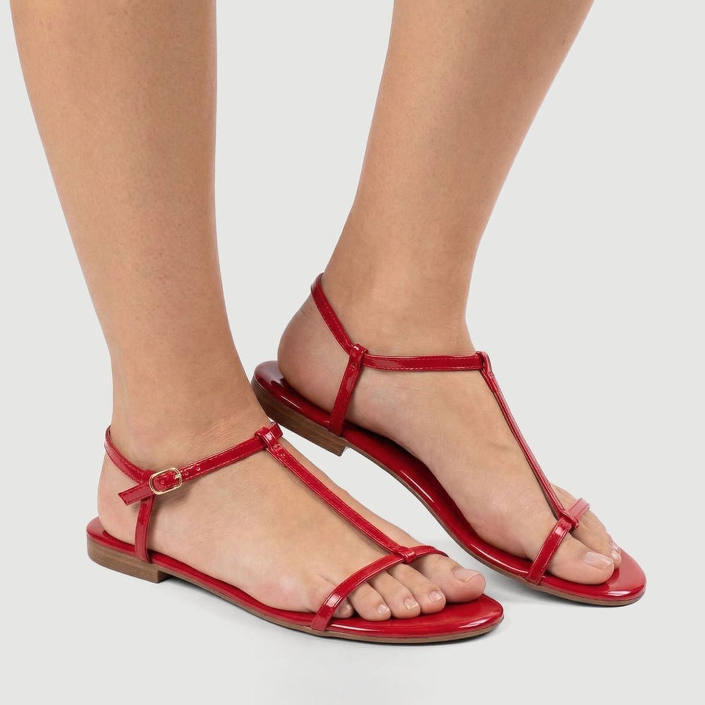Rasteira Eco Verniz Vermelho - Via Uno | FastStore PDP