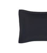 UN